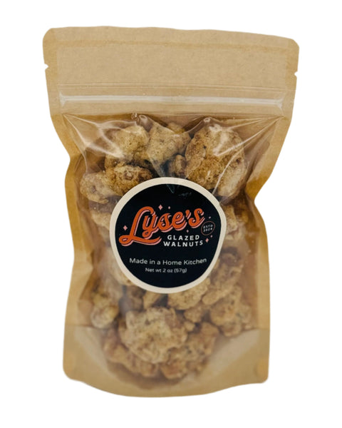 Lyse's Deluxe Gift Box of Glazed Walnuts (1 Lg Bag, 3 SM Bags and Apron)