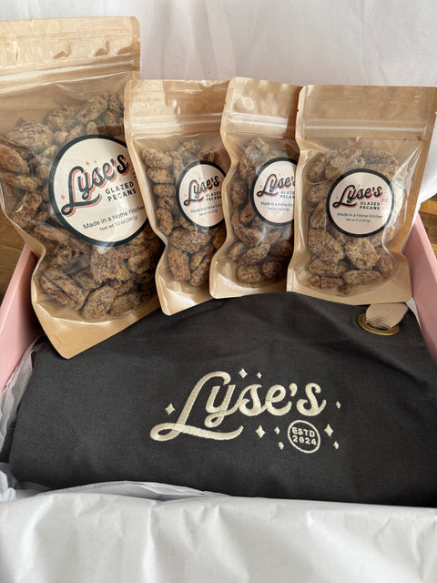 Lyse's Deluxe Gift Box of Glazed Pecans  (1 Lg Bag, 3 SM Bags and Apron)