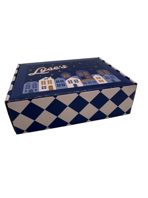 Blue and gray checkered box with Lyse branding on a white background
